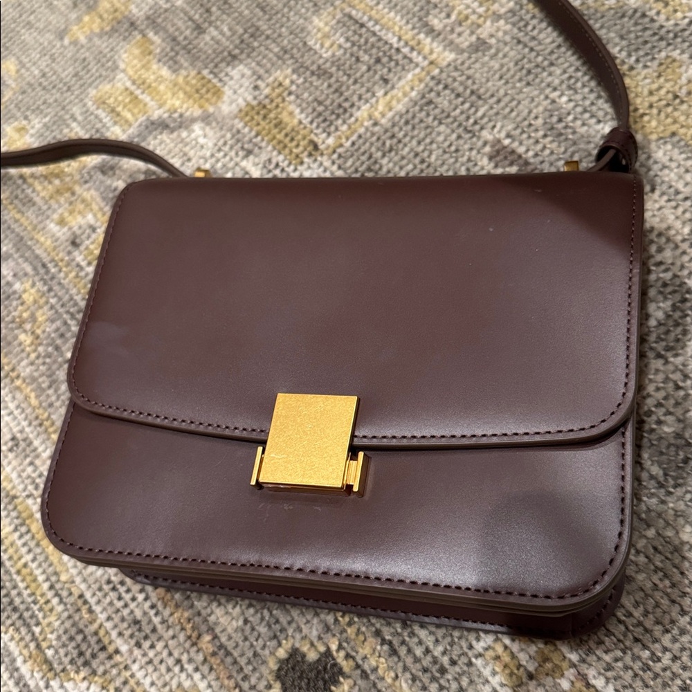Quince Italian Leather Box Shoulder Bag - Picture 9 of 12
